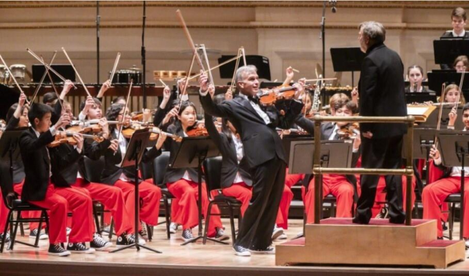 National Youth Orchestra of the United States of America: Yannick Nezet-Seguin – Shostakovich’s Symphony No. 7