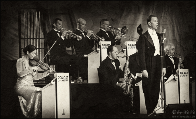 Max Raabe And The Palast Orchestra